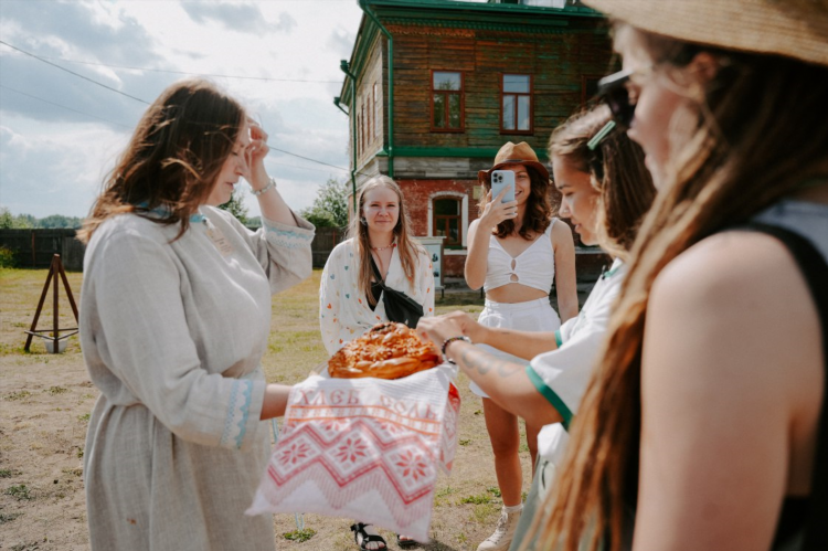 Познакомиться с женщиной в перми